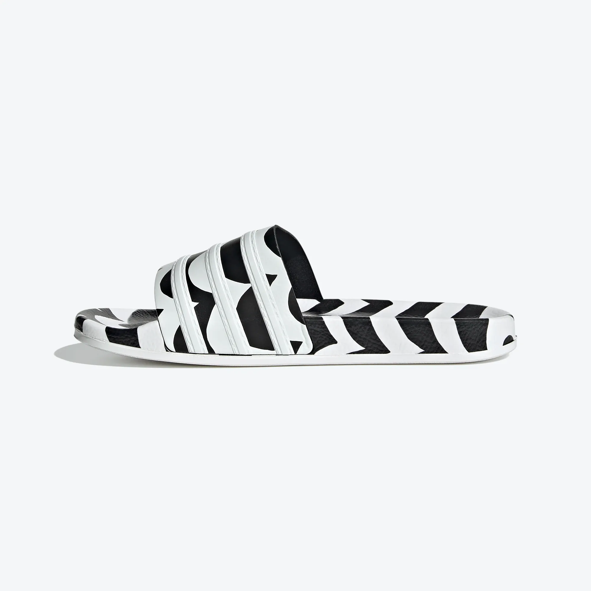 Adidas Women's Marimekko Adilette Slides - Core Black / Cloud White / Team Real Magenta