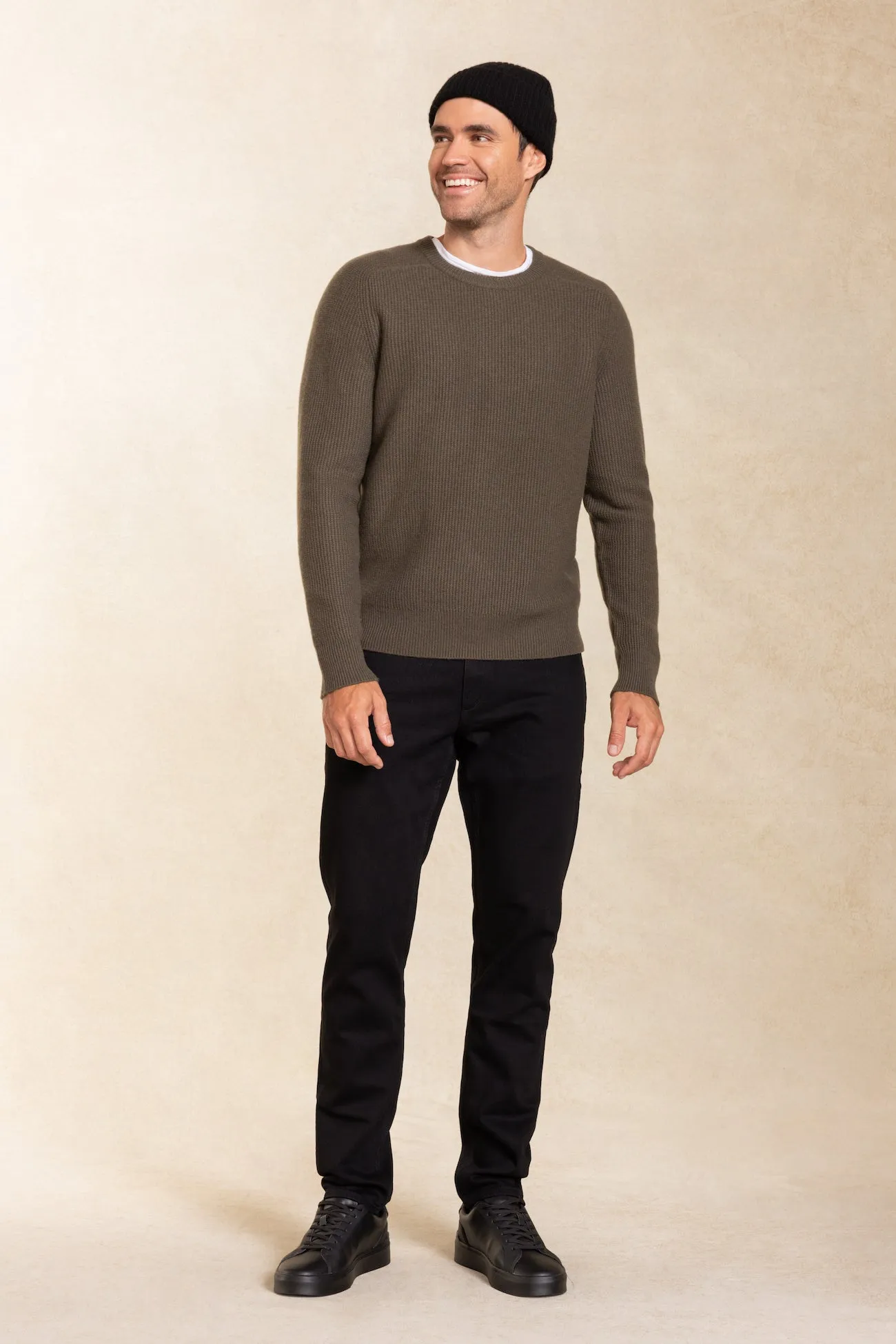 BERNARD CREWNECK CASHMERE SWEATER