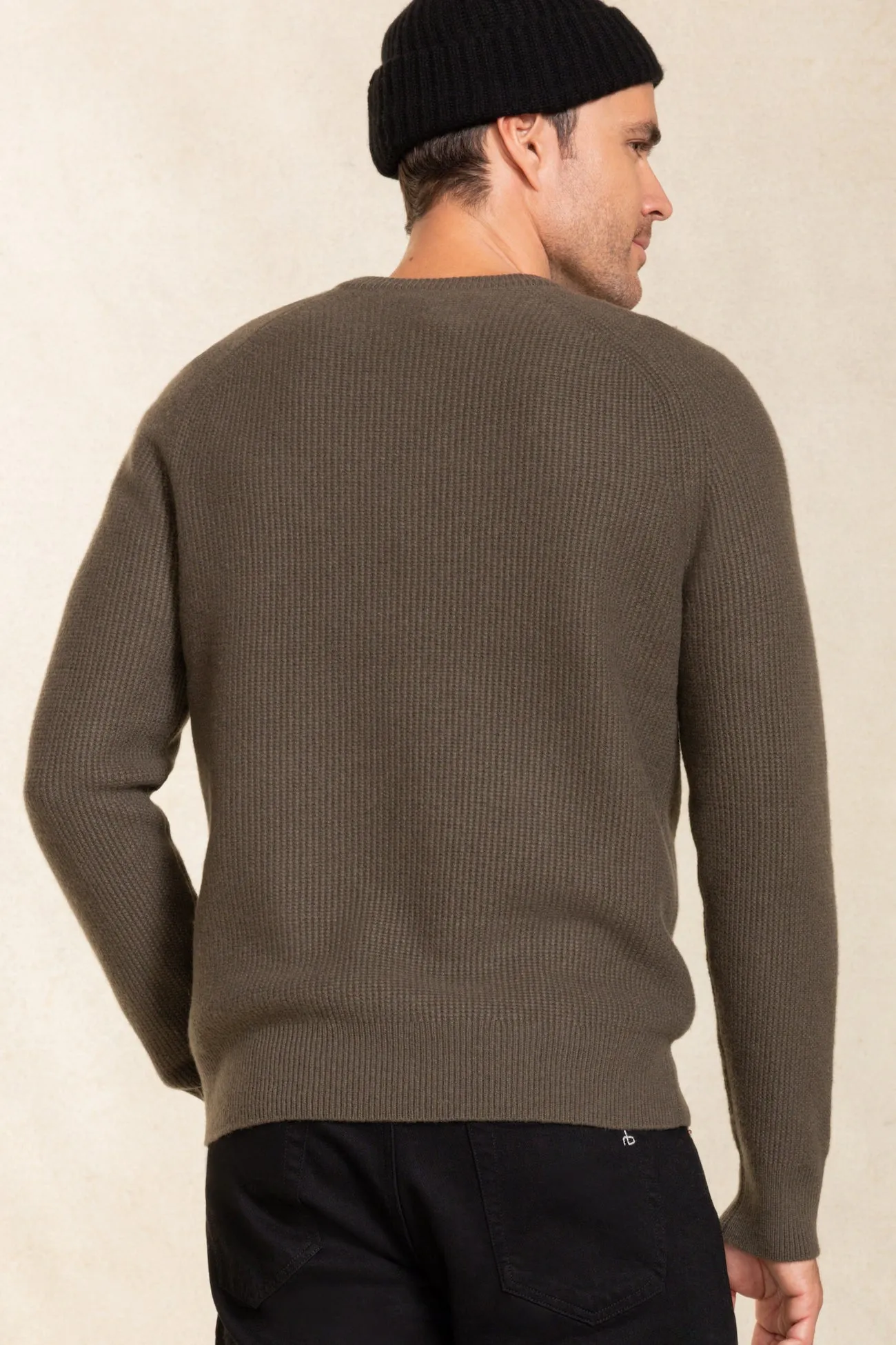 BERNARD CREWNECK CASHMERE SWEATER