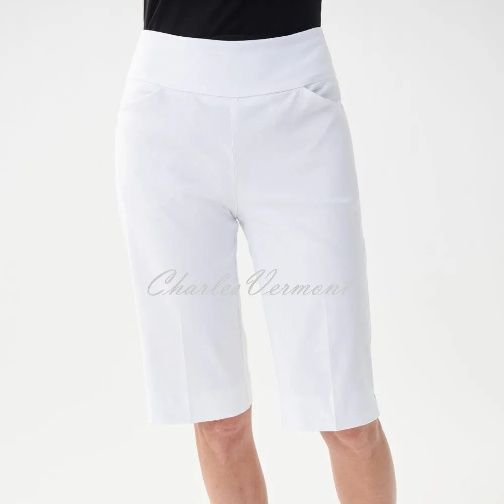 Joseph Ribkoff Bermuda Short – Style 222287 (White)