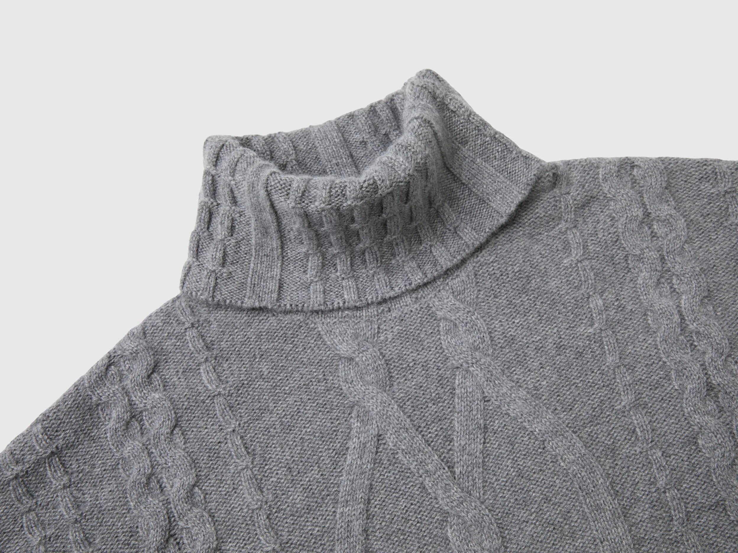 Pure cashmere turtleneck with cable knit - Dark Gray | Benetton