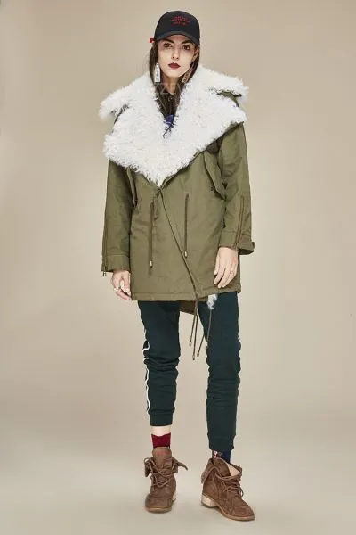 Winter perfecto coat with natural wool for women